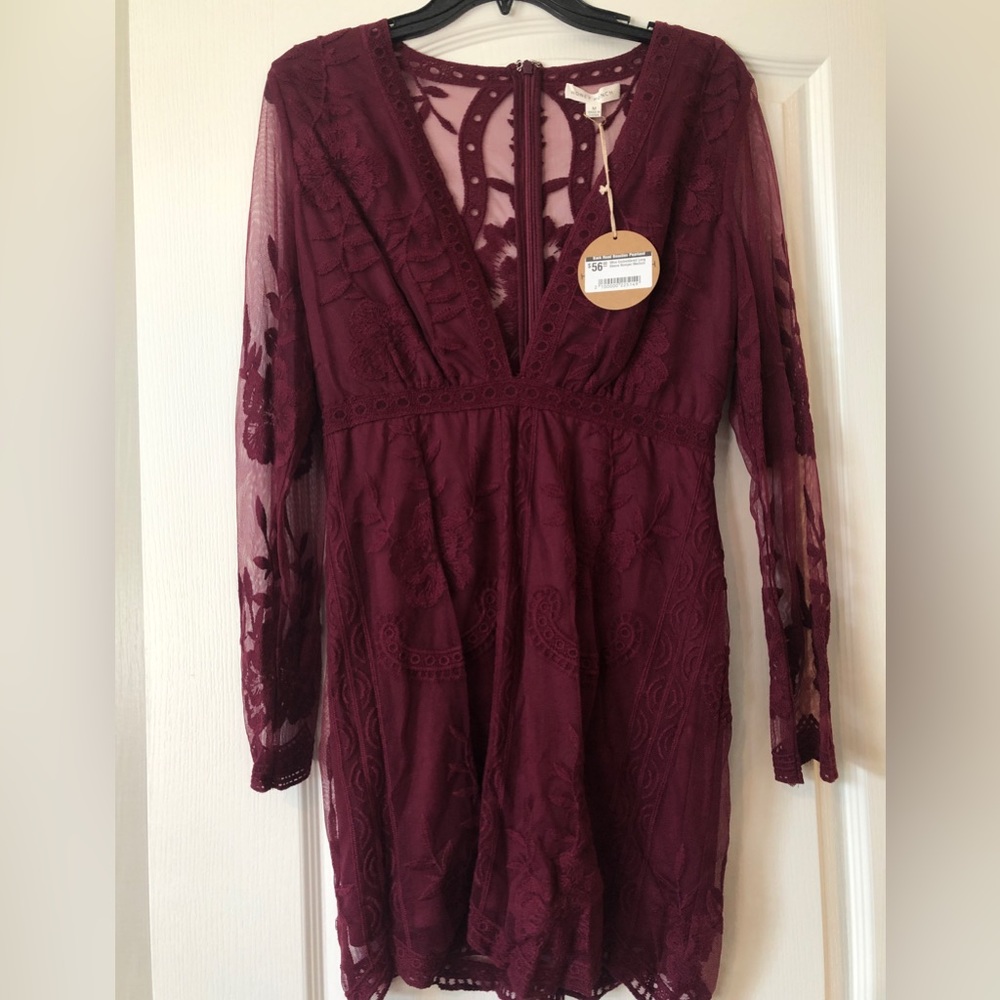 NWT Honey Punch Maroon Lace Dress